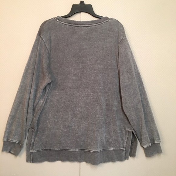 Wallflower Women's Distressed Coloring Sweater Gray Size XL - Picture 7 of 10
